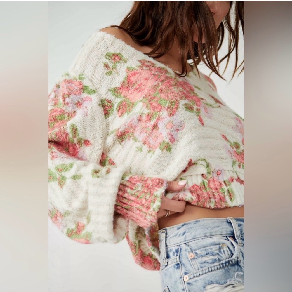 FREE PEOPLE | cropped floral sweater | sz M